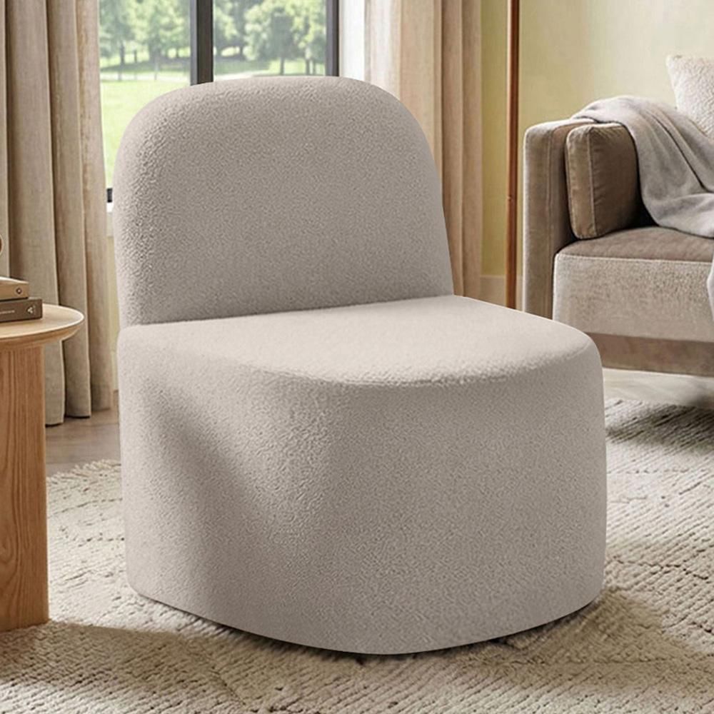 Poltrona Lumiere Decorativa com Design Orgânico em Bouclê Confortável Bege Lyam Decor