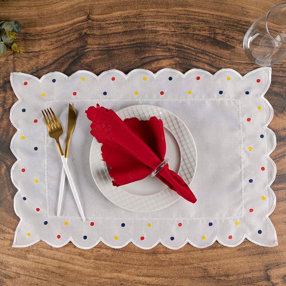 Jogo Americano Simples Bordado 12 Peças em 100% Poliéster com Sousplat e Guardanapo Decorativo para Mesa Retangular Poá