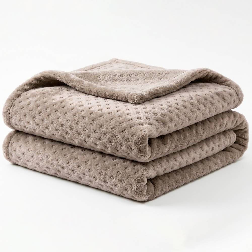 Manta Flan Soft Texturizada Queen 220x240CM 100% Poliéster Fleece Aconchegante Bege Casa Modelo Enxovais
